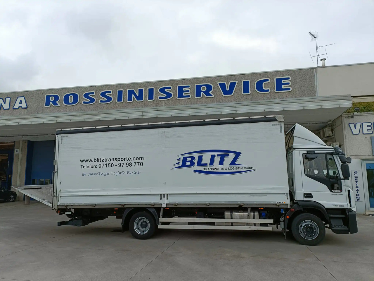 IVECO EUROCARGO 120E25P - משאית וילונות צד: תמונה 3 IVECO EUROCARGO 120E25P - משאית וילונות צד: תמונה 3