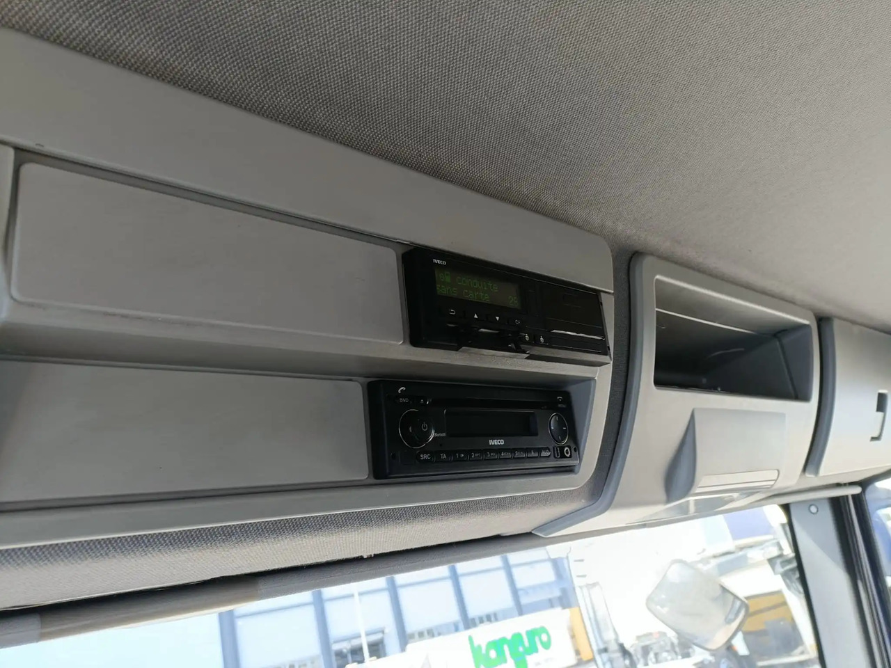 IVECO EUROCARGO 160E25P - משאית עם שלדת תא: תמונה 5 IVECO EUROCARGO 160E25P - משאית עם שלדת תא: תמונה 5