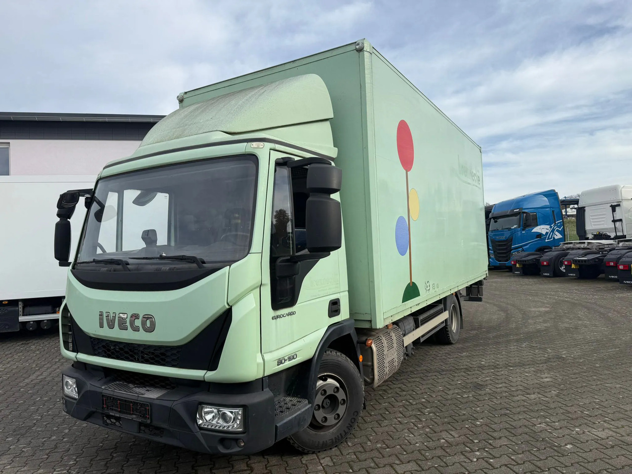 IVECO EUROCARGO 80E19 - משאית תיבה: תמונה 1 IVECO EUROCARGO 80E19 - משאית תיבה: תמונה 1