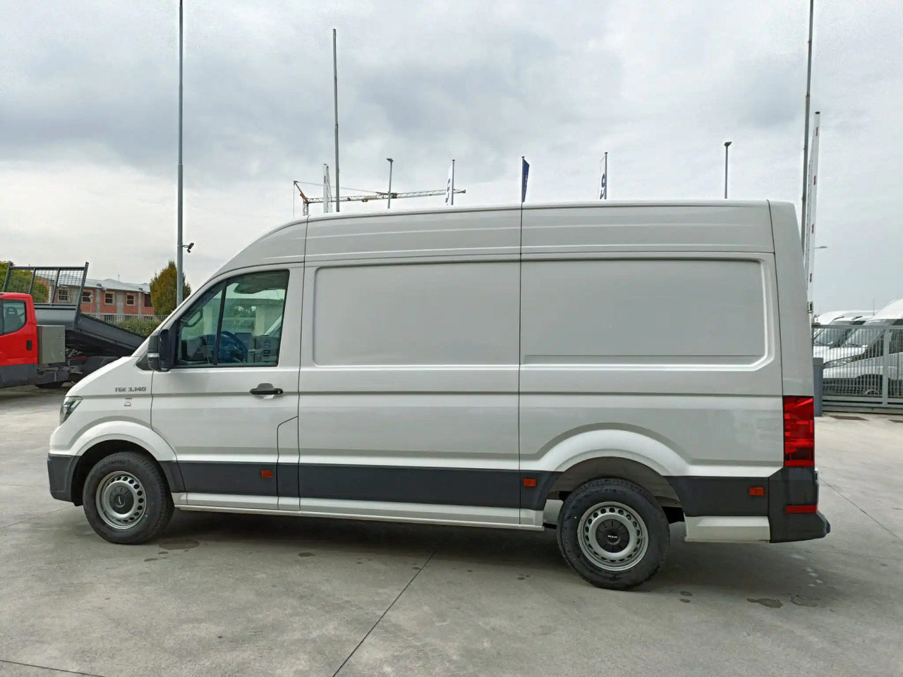 MAN TGE FURGONE 3.140 - כלי רכב מסחרי עם לוח: תמונה 3 MAN TGE FURGONE 3.140 - כלי רכב מסחרי עם לוח: תמונה 3