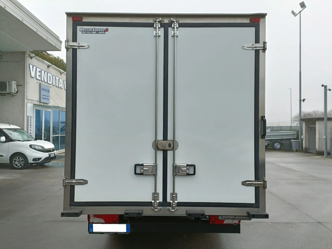 MERCEDES BENZ SPRINTER 415 150 CV - כלי רכב מסחרי לקירור: תמונה 5 MERCEDES BENZ SPRINTER 415 150 CV - כלי רכב מסחרי לקירור: תמונה 5