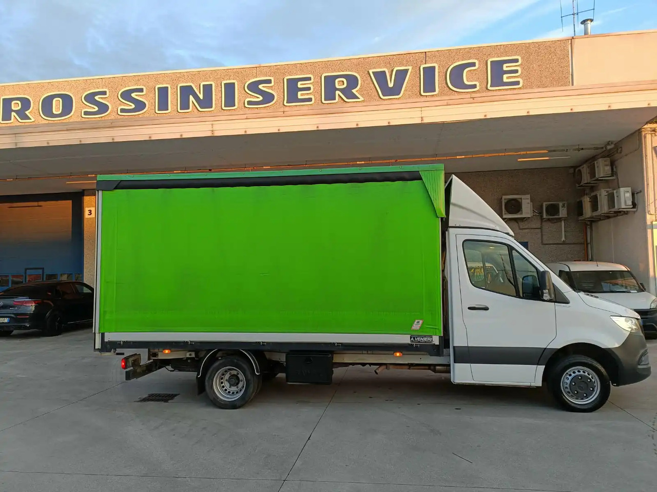 MERCEDES BENZ SPRINTER 416 160 CV - כלי רכב מסחרי עם וילונות צד: תמונה 5 MERCEDES BENZ SPRINTER 416 160 CV - כלי רכב מסחרי עם וילונות צד: תמונה 5