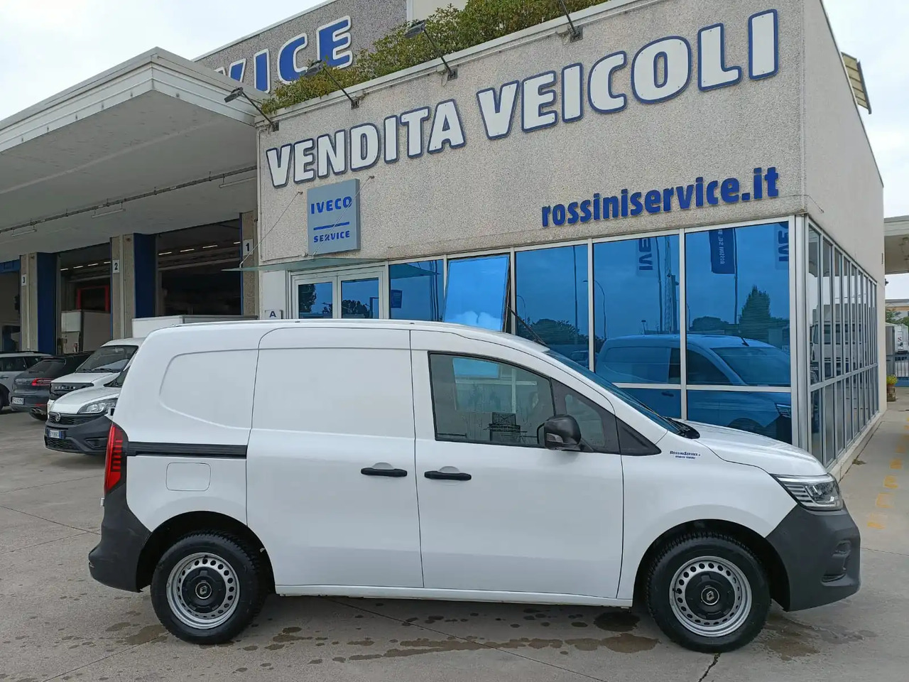 RENAULT KANGOO EV45 – 100% ELETTRICO - כלי רכב מסחרי עם לוח, כלי רכב מסחרי חשמלי: תמונה 1 RENAULT KANGOO EV45 – 100% ELETTRICO - כלי רכב מסחרי עם לוח, כלי רכב מסחרי חשמלי: תמונה 1