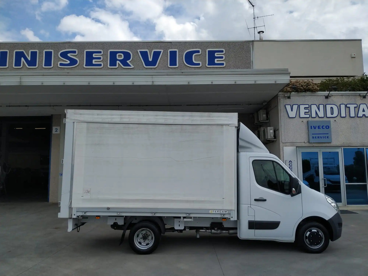 RENAULT MASTER L3XL T35 - כלי רכב מסחרי עם וילונות צד: תמונה 3 RENAULT MASTER L3XL T35 - כלי רכב מסחרי עם וילונות צד: תמונה 3