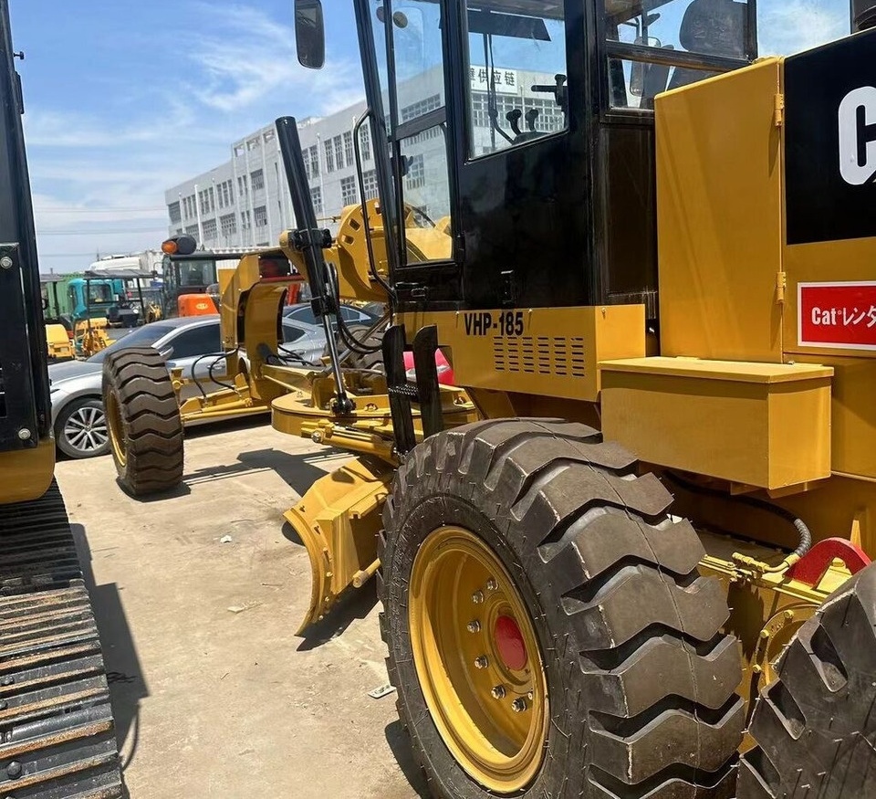 Caterpillar 140H - מפלסת: תמונה 4 Caterpillar 140H - מפלסת: תמונה 4