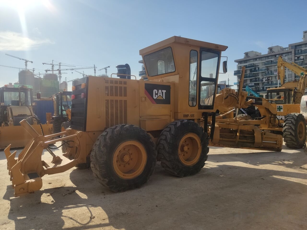 Caterpillar 140H - מפלסת: תמונה 3 Caterpillar 140H - מפלסת: תמונה 3