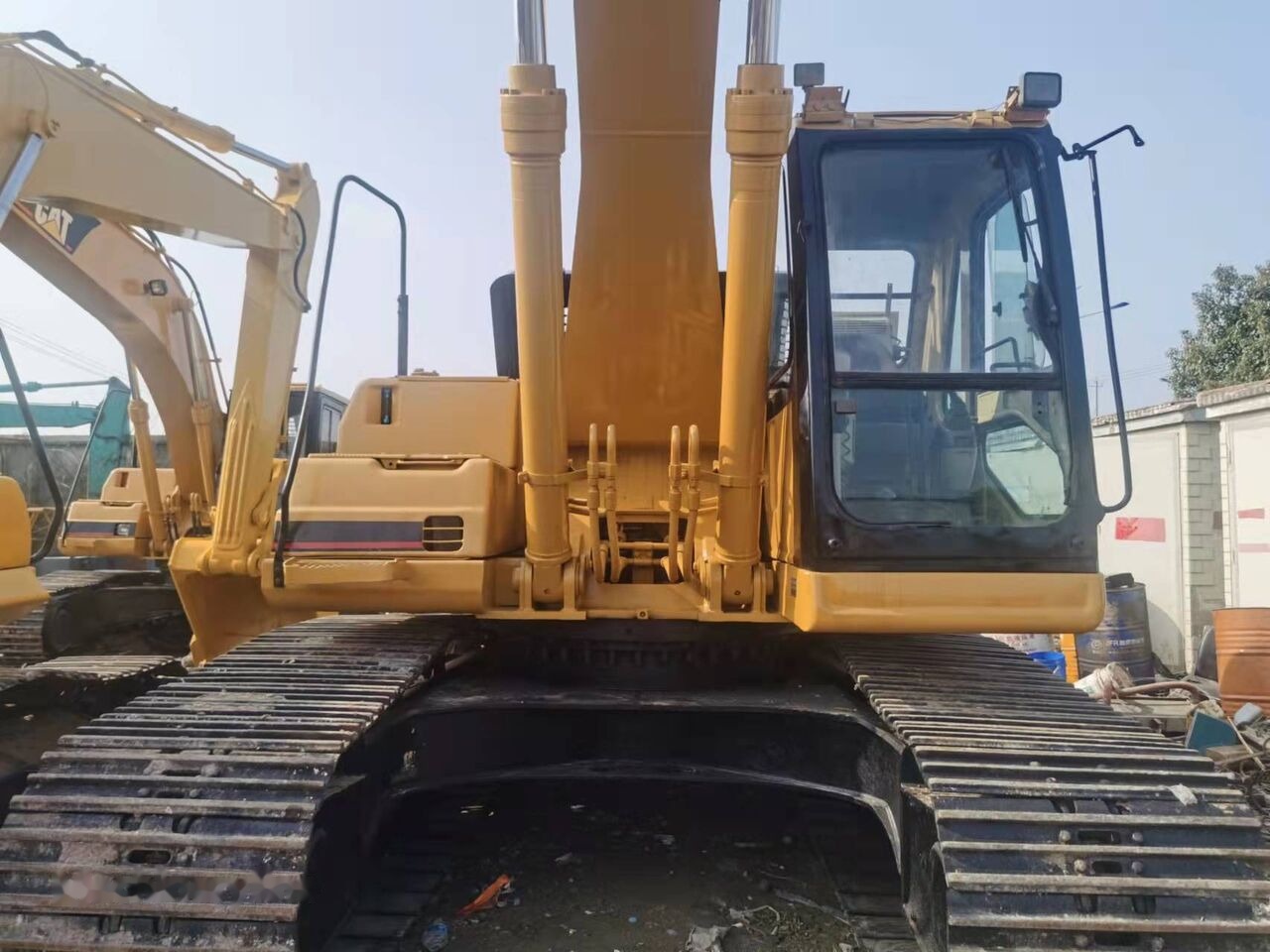 מחפר סורק Caterpillar 325B: תמונה 6