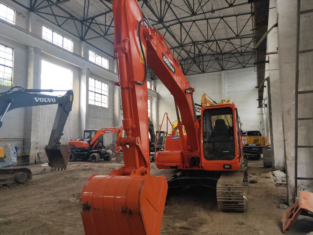 Doosan DH150LC-7 - מחפר סורק: תמונה 5 Doosan DH150LC-7 - מחפר סורק: תמונה 5