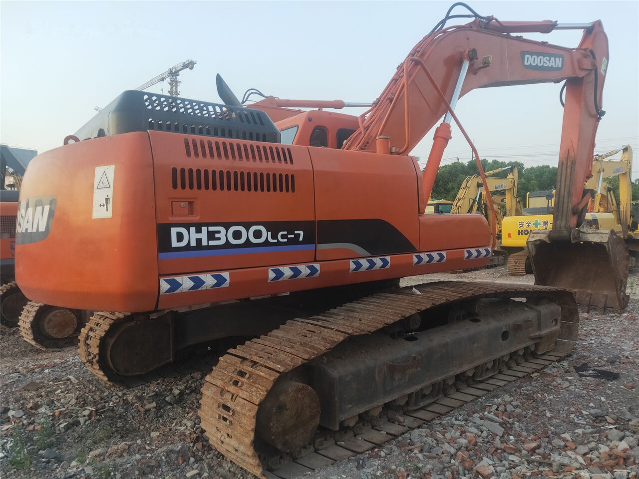 Doosan DH300LC-7 - מחפר סורק: תמונה 2 Doosan DH300LC-7 - מחפר סורק: תמונה 2
