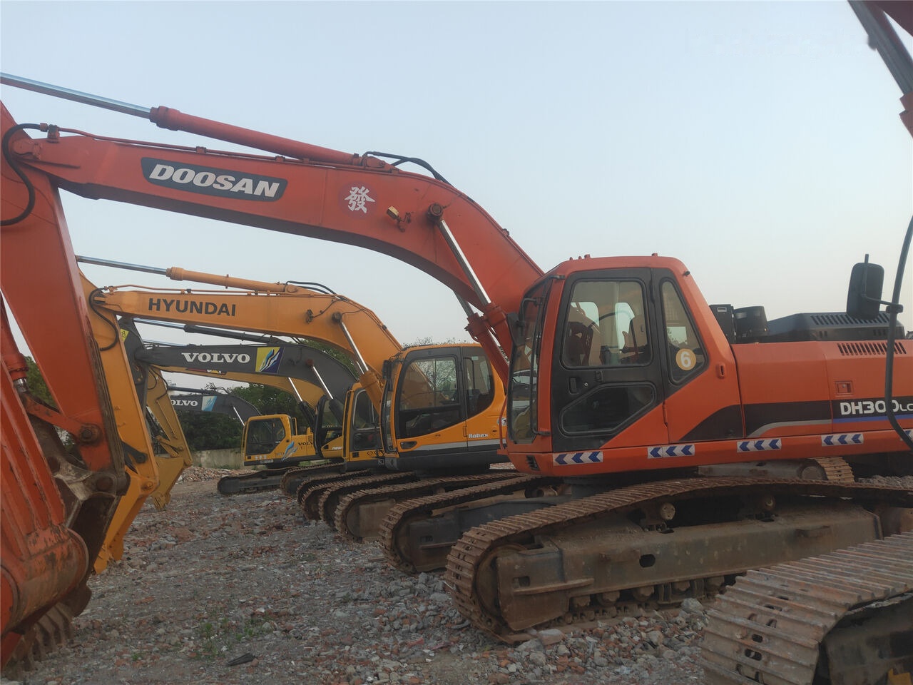 Doosan DH300LC-7 - מחפר סורק: תמונה 4 Doosan DH300LC-7 - מחפר סורק: תמונה 4