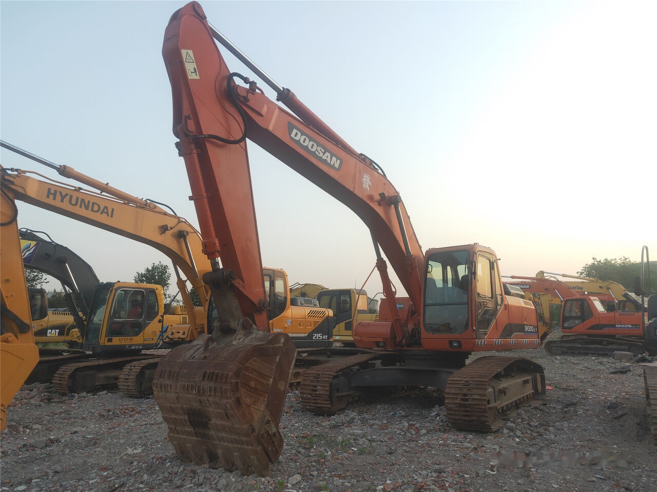 Doosan DH300LC-7 - מחפר סורק: תמונה 3 Doosan DH300LC-7 - מחפר סורק: תמונה 3
