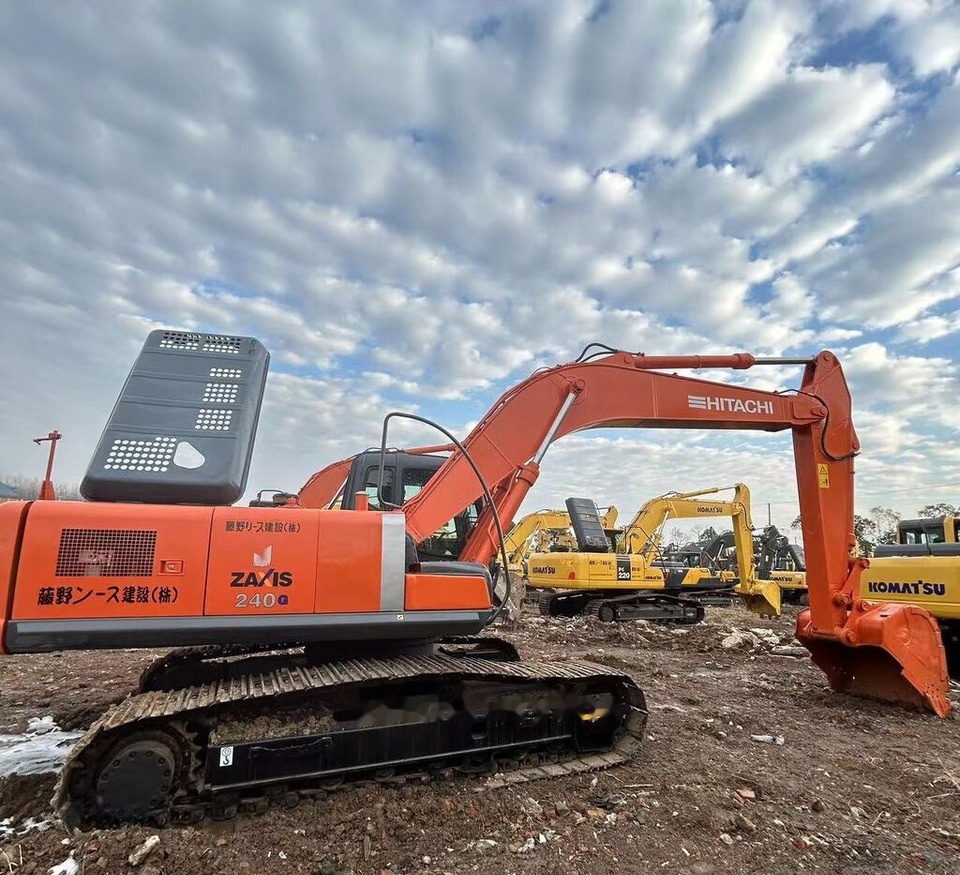Hitachi ZX240 - מחפר סורק: תמונה 5 Hitachi ZX240 - מחפר סורק: תמונה 5