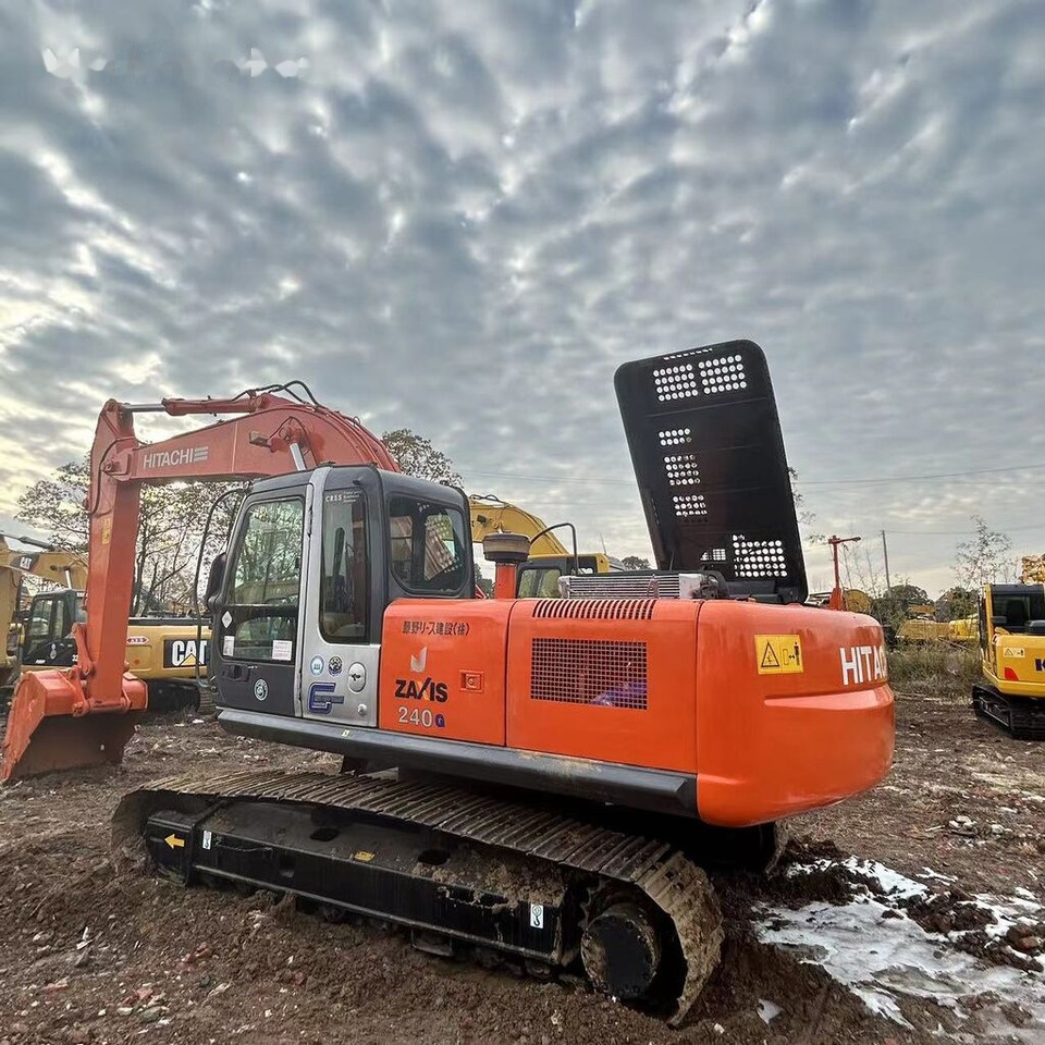 Hitachi ZX240 - מחפר סורק: תמונה 1 Hitachi ZX240 - מחפר סורק: תמונה 1