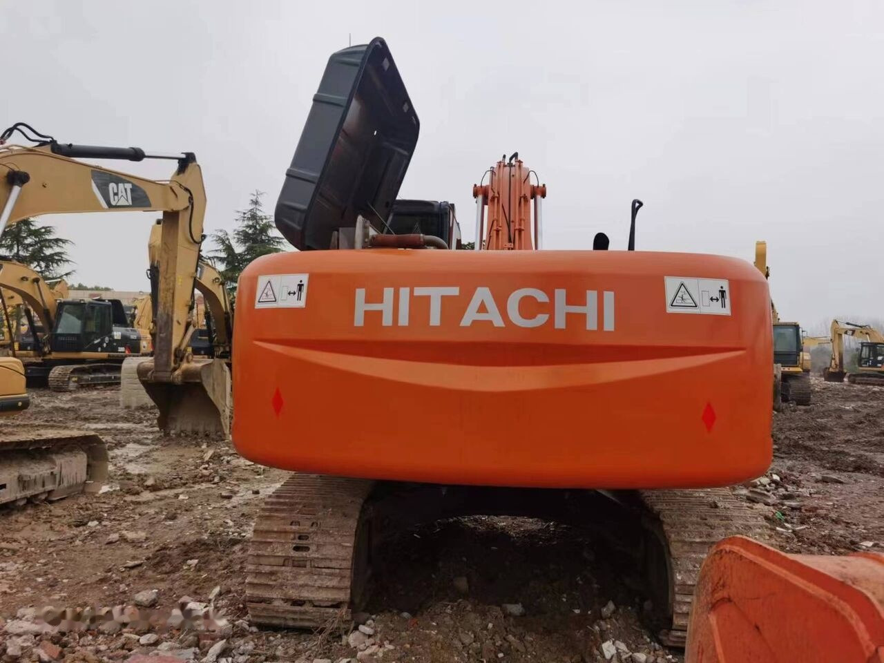Hitachi ZX250 - מחפר סורק: תמונה 3 Hitachi ZX250 - מחפר סורק: תמונה 3