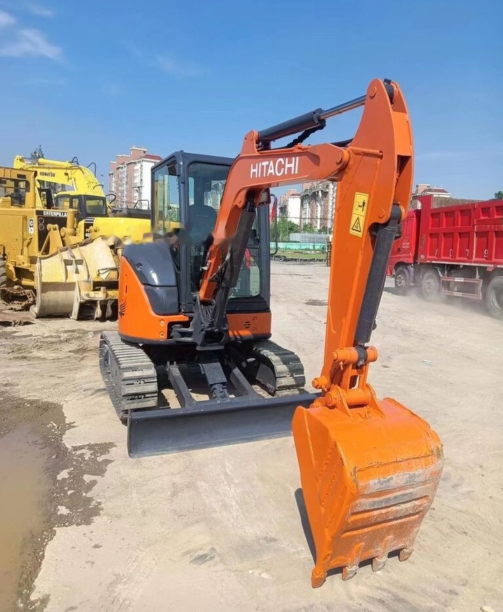 Hitachi ZX35-5A - מיני מחפר: תמונה 3 Hitachi ZX35-5A - מיני מחפר: תמונה 3