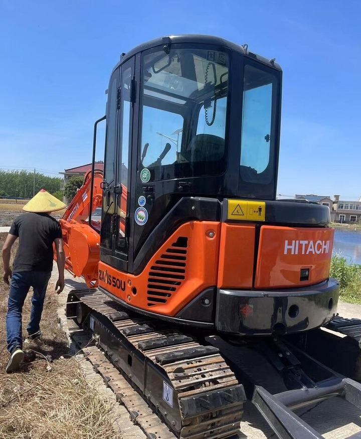 Hitachi ZX50U - מיני מחפר: תמונה 5 Hitachi ZX50U - מיני מחפר: תמונה 5