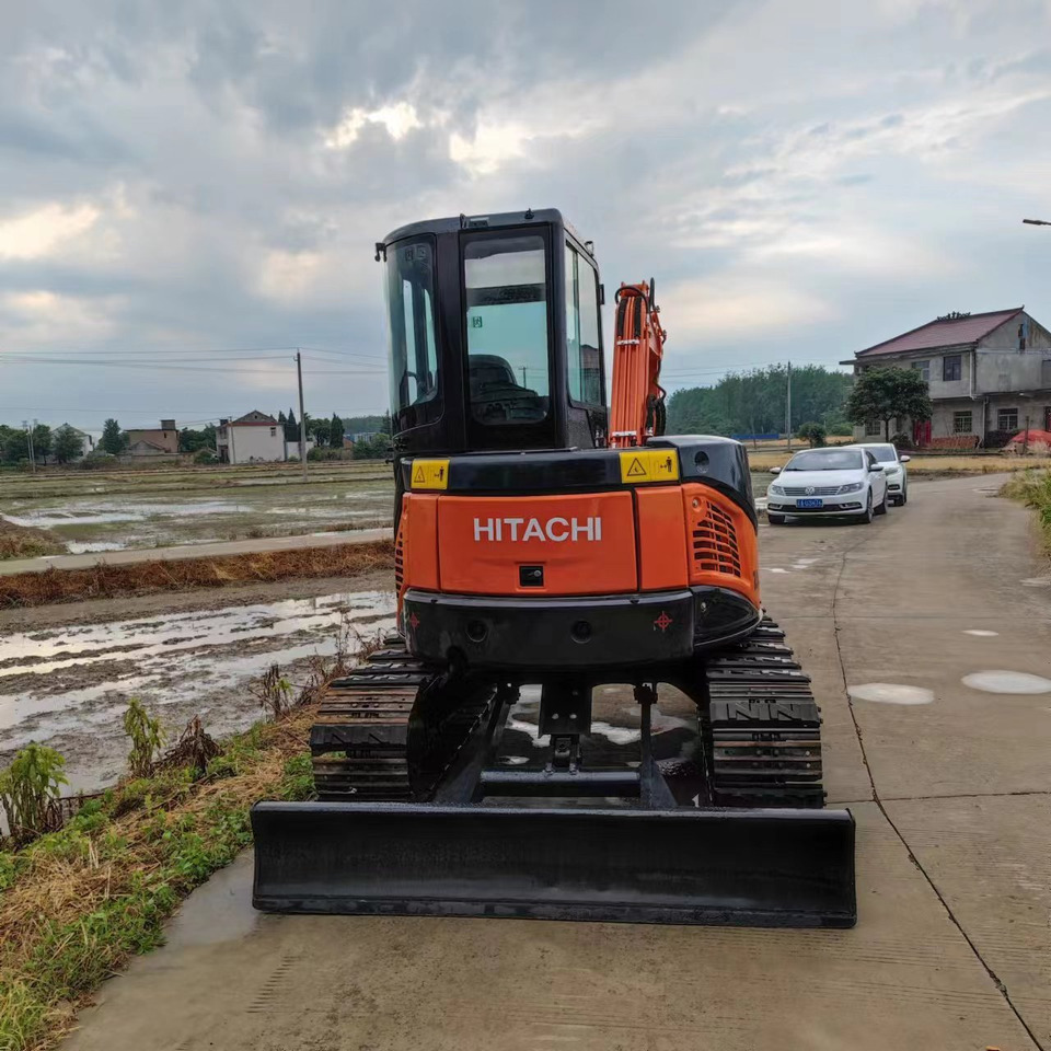 Hitachi ZX50 - מיני מחפר: תמונה 4 Hitachi ZX50 - מיני מחפר: תמונה 4