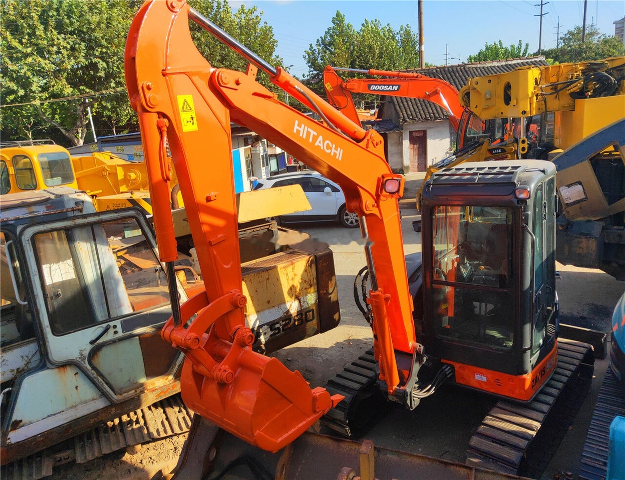 Hitachi ZX55 - מיני מחפר: תמונה 5 Hitachi ZX55 - מיני מחפר: תמונה 5