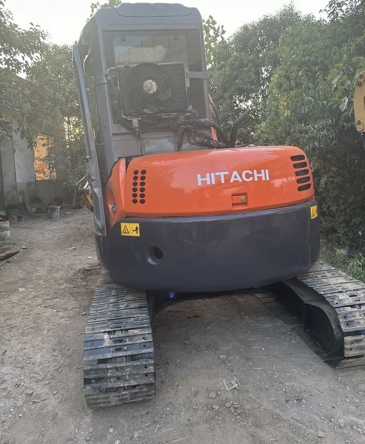 Hitachi ZX55 - מיני מחפר: תמונה 1 Hitachi ZX55 - מיני מחפר: תמונה 1