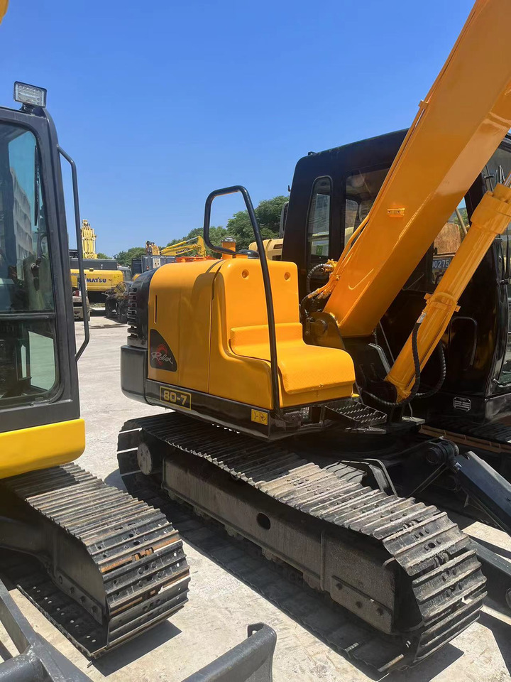 Hyundai R80-7 - מיני מחפר: תמונה 2 Hyundai R80-7 - מיני מחפר: תמונה 2