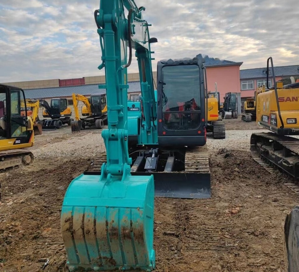 Kobelco SK75 - מיני מחפר: תמונה 4 Kobelco SK75 - מיני מחפר: תמונה 4