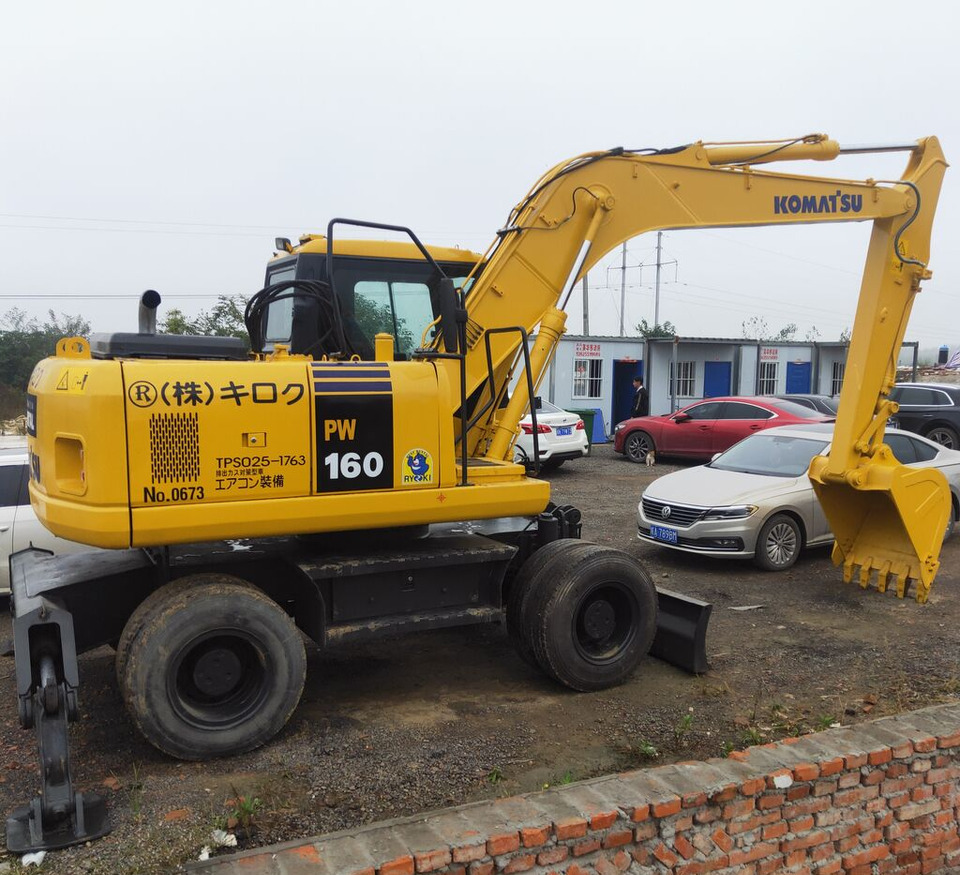 Komatsu PW160 - מחפר סורק: תמונה 2 Komatsu PW160 - מחפר סורק: תמונה 2