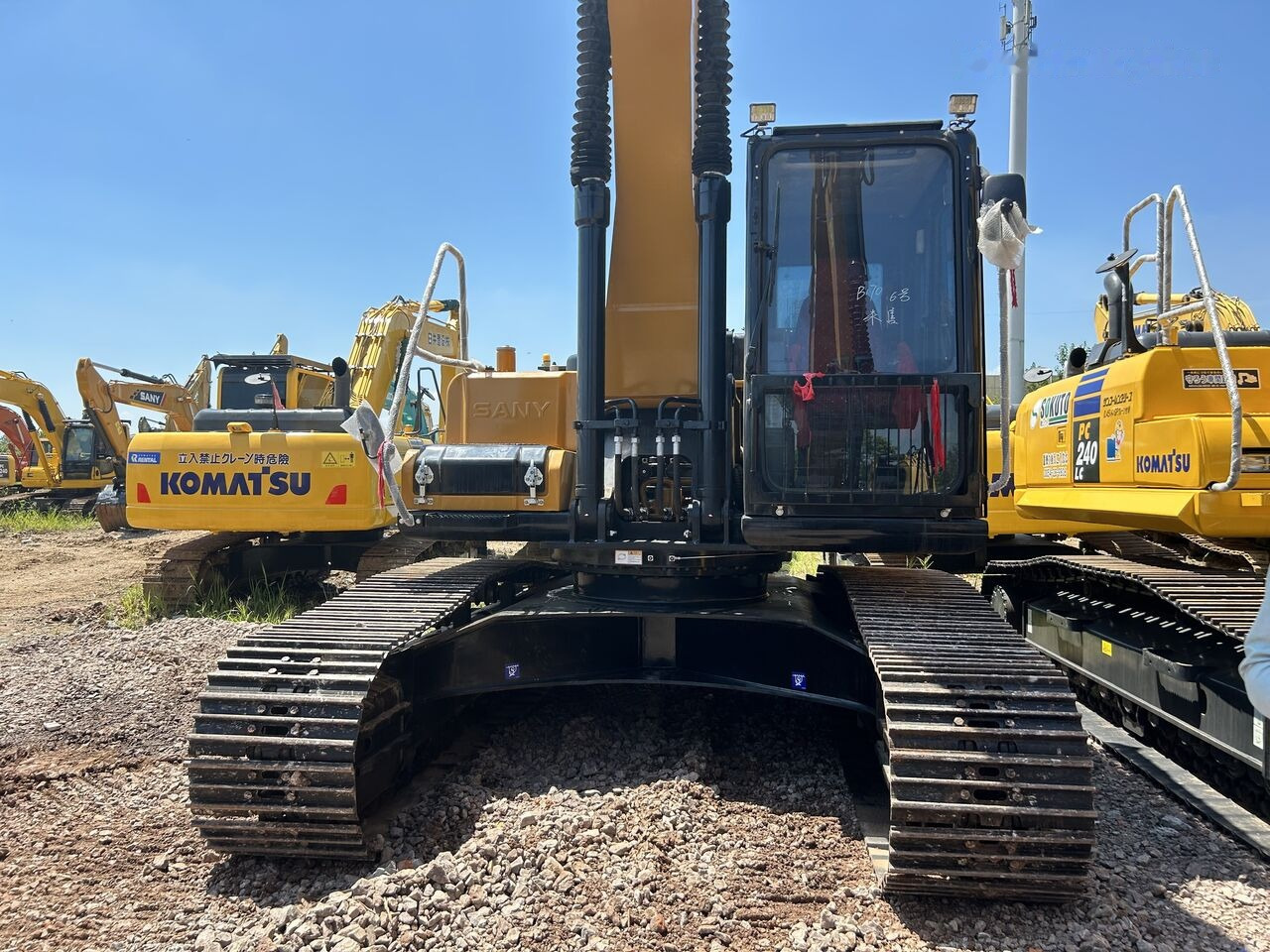 Sany SY215C - מחפר סורק: תמונה 2 Sany SY215C - מחפר סורק: תמונה 2