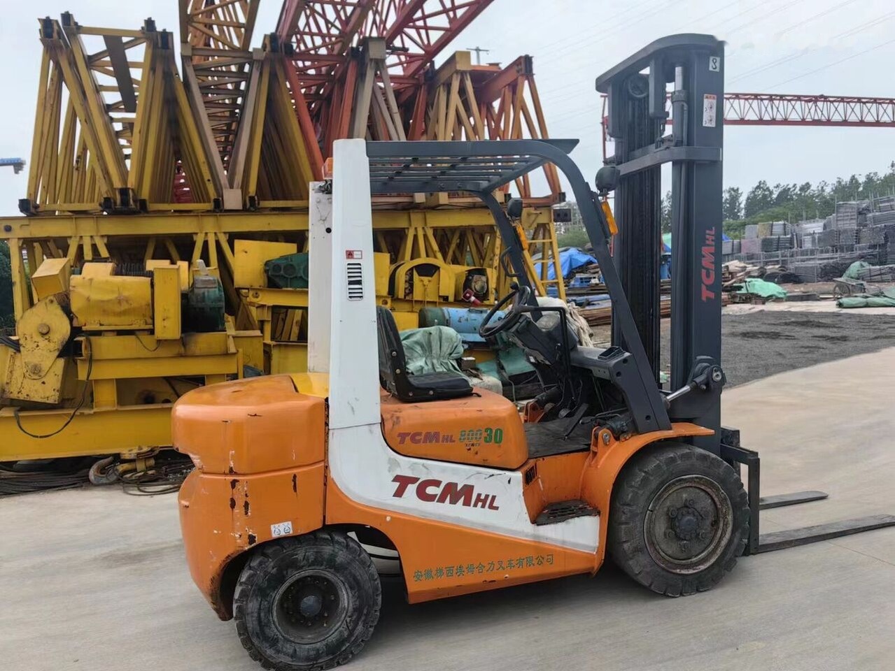TCM FD30 - מלגזת סולר: תמונה 4 TCM FD30 - מלגזת סולר: תמונה 4