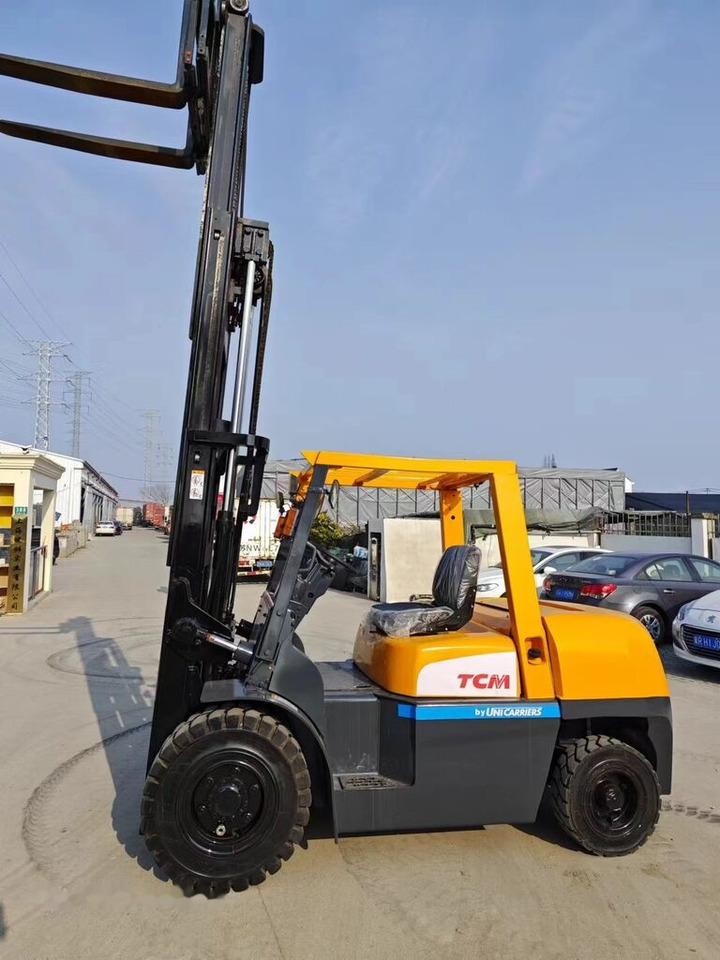 TCM FD50 - מלגזת סולר: תמונה 2 TCM FD50 - מלגזת סולר: תמונה 2
