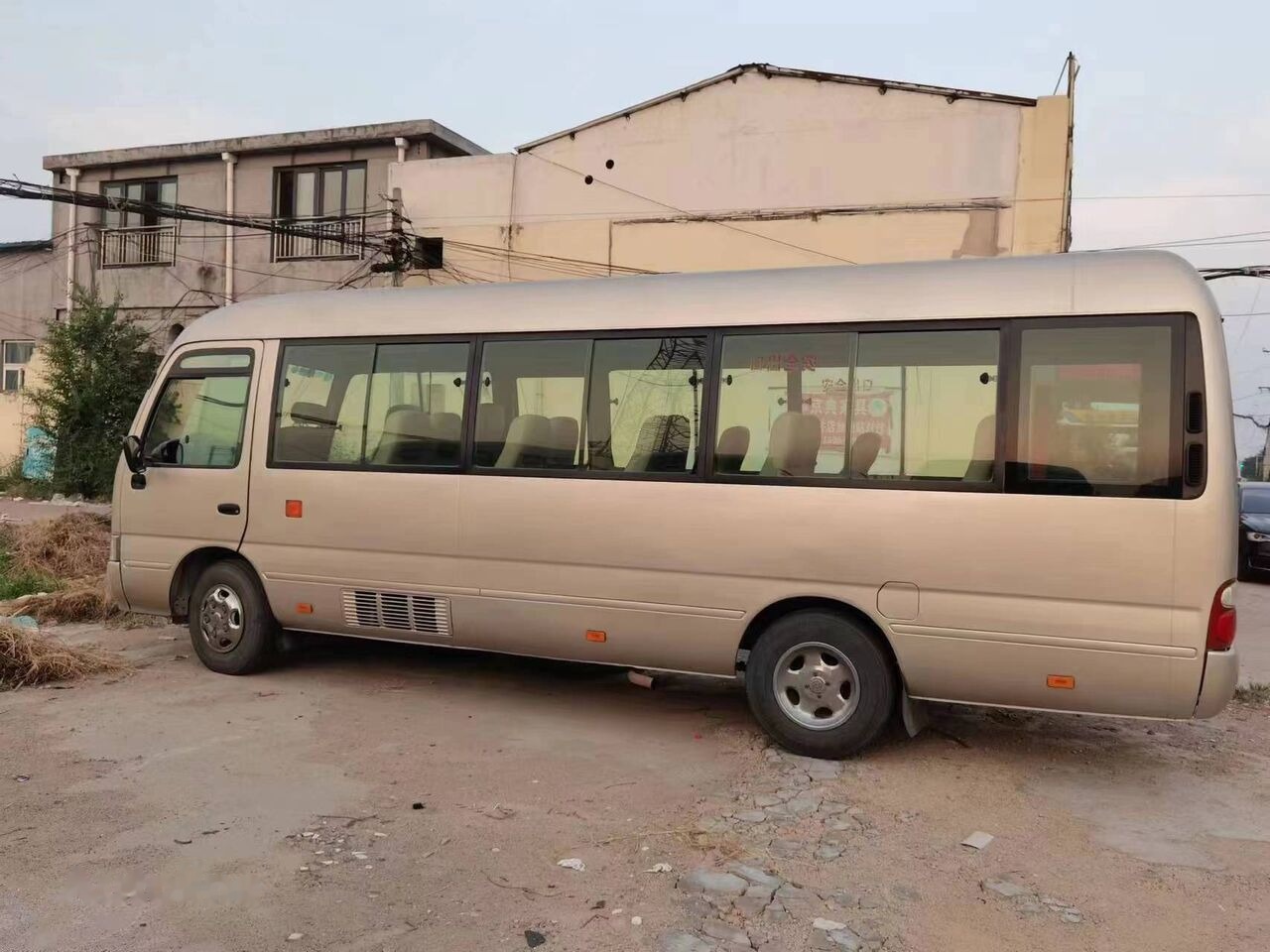 Toyota Coaster - אוטובוס עירוני: תמונה 1 Toyota Coaster - אוטובוס עירוני: תמונה 1