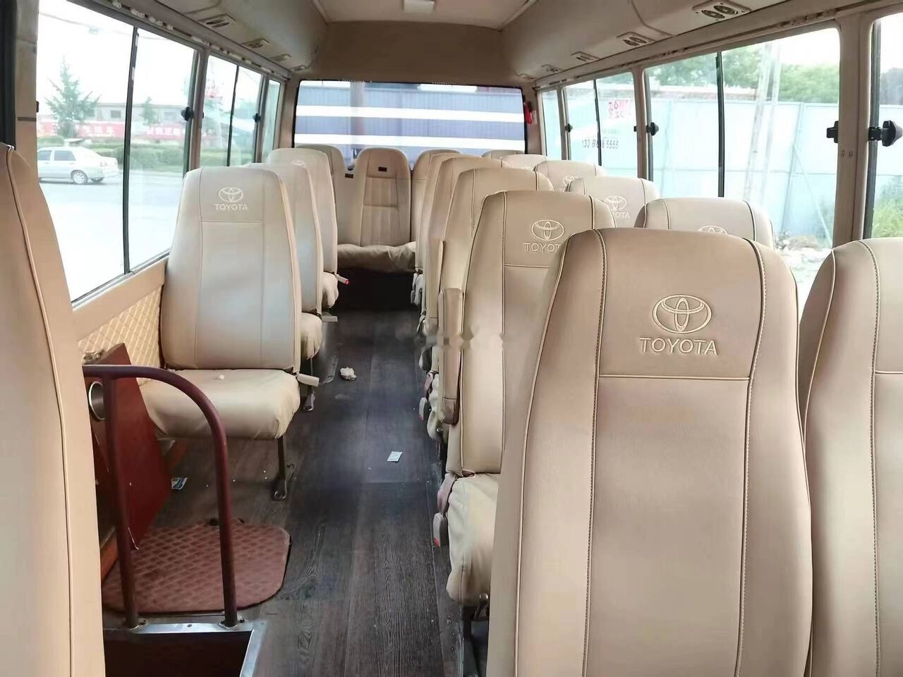 Toyota Coaster - אוטובוס עירוני: תמונה 5 Toyota Coaster - אוטובוס עירוני: תמונה 5
