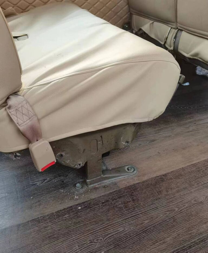 Toyota Coaster - אוטובוס עירוני: תמונה 3 Toyota Coaster - אוטובוס עירוני: תמונה 3