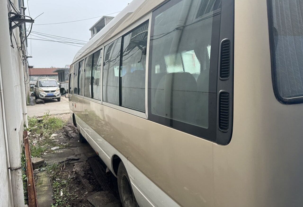 Toyota diesel Coaster - אוטובוס עירוני: תמונה 1 Toyota diesel Coaster - אוטובוס עירוני: תמונה 1