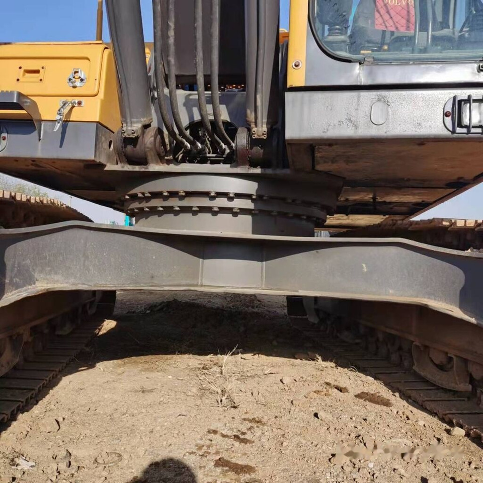 Volvo EC210BLC - מחפר סורק: תמונה 1 Volvo EC210BLC - מחפר סורק: תמונה 1