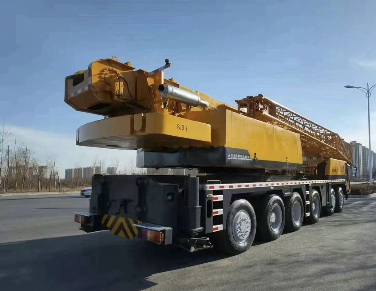 XCMG QY100K - עגורן נייד: תמונה 5 XCMG QY100K - עגורן נייד: תמונה 5