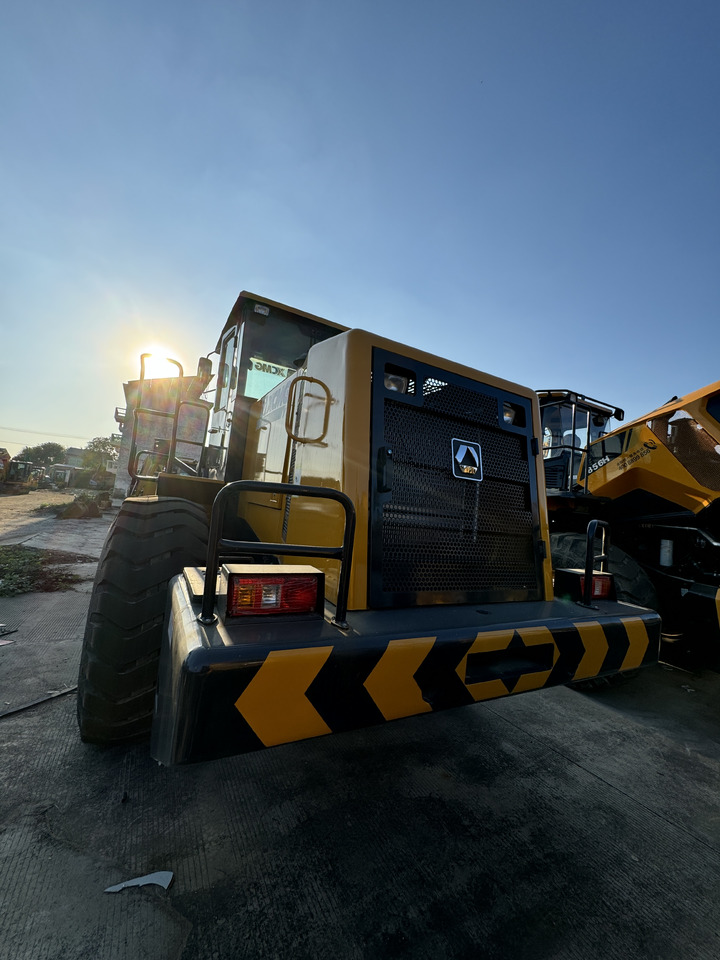 XCMG ZL50GN - מעמיס גלגלים: תמונה 3 XCMG ZL50GN - מעמיס גלגלים: תמונה 3
