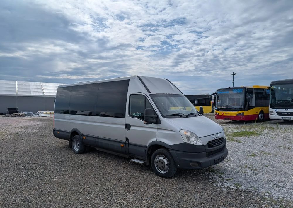 Iveco Daily 50C14 - מיניבוס, כלי רכב מסחרי לנוסעים: תמונה 2 Iveco Daily 50C14 - מיניבוס, כלי רכב מסחרי לנוסעים: תמונה 2