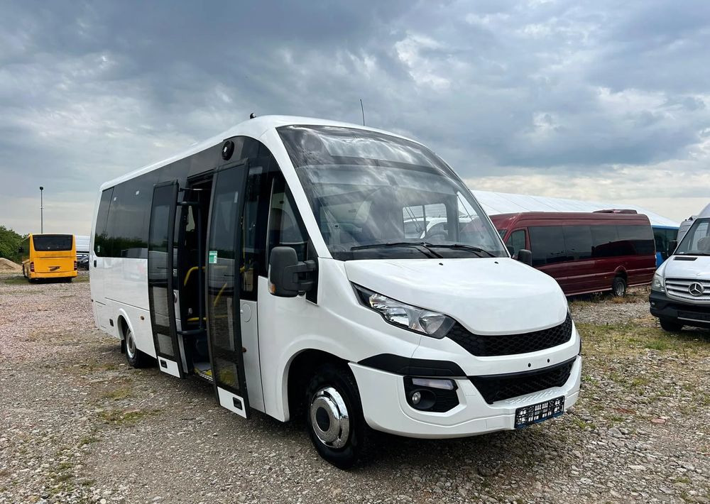 Iveco Daily Rosero City - מיניבוס, כלי רכב מסחרי לנוסעים: תמונה 2 Iveco Daily Rosero City - מיניבוס, כלי רכב מסחרי לנוסעים: תמונה 2