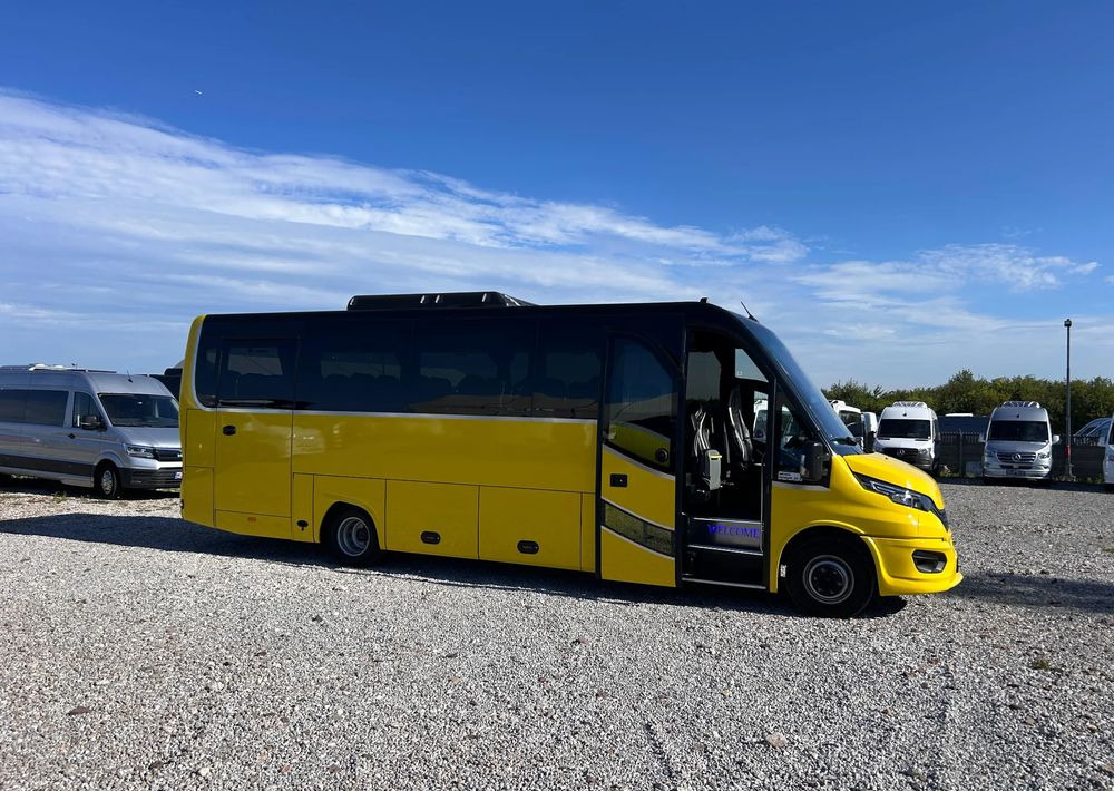 Iveco Daily - מיניבוס, כלי רכב מסחרי לנוסעים: תמונה 3 Iveco Daily - מיניבוס, כלי רכב מסחרי לנוסעים: תמונה 3