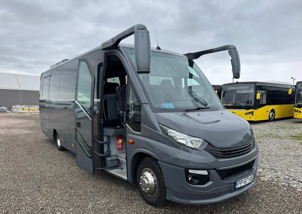 Iveco Daily - מיניבוס, כלי רכב מסחרי לנוסעים: תמונה 1 Iveco Daily - מיניבוס, כלי רכב מסחרי לנוסעים: תמונה 1