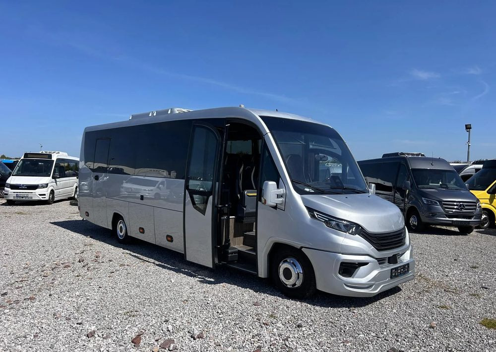 Iveco Daily - מיניבוס, כלי רכב מסחרי לנוסעים: תמונה 2 Iveco Daily - מיניבוס, כלי רכב מסחרי לנוסעים: תמונה 2