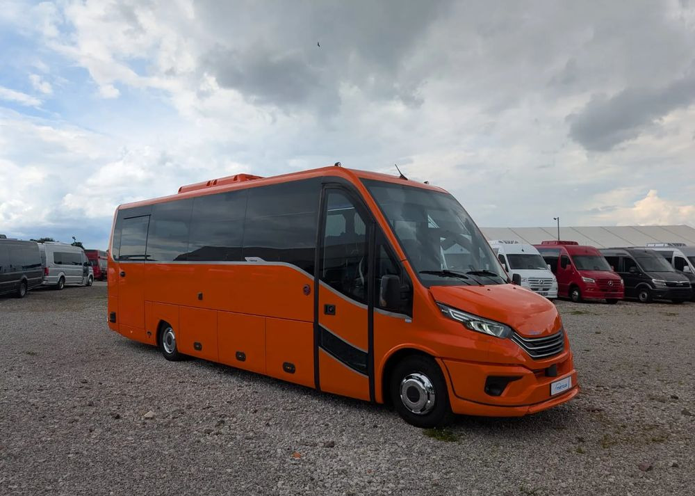 Iveco Daily - אוטובוס בין עירוני: תמונה 3 Iveco Daily - אוטובוס בין עירוני: תמונה 3