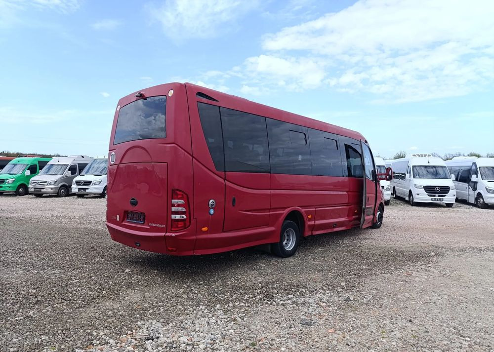 Iveco Sunrise - מיניבוס, כלי רכב מסחרי לנוסעים: תמונה 3 Iveco Sunrise - מיניבוס, כלי רכב מסחרי לנוסעים: תמונה 3