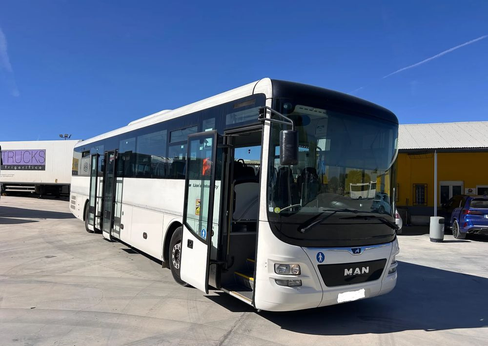 MAN Lions Intercity - אוטובוס פרברים: תמונה 1 MAN Lions Intercity - אוטובוס פרברים: תמונה 1