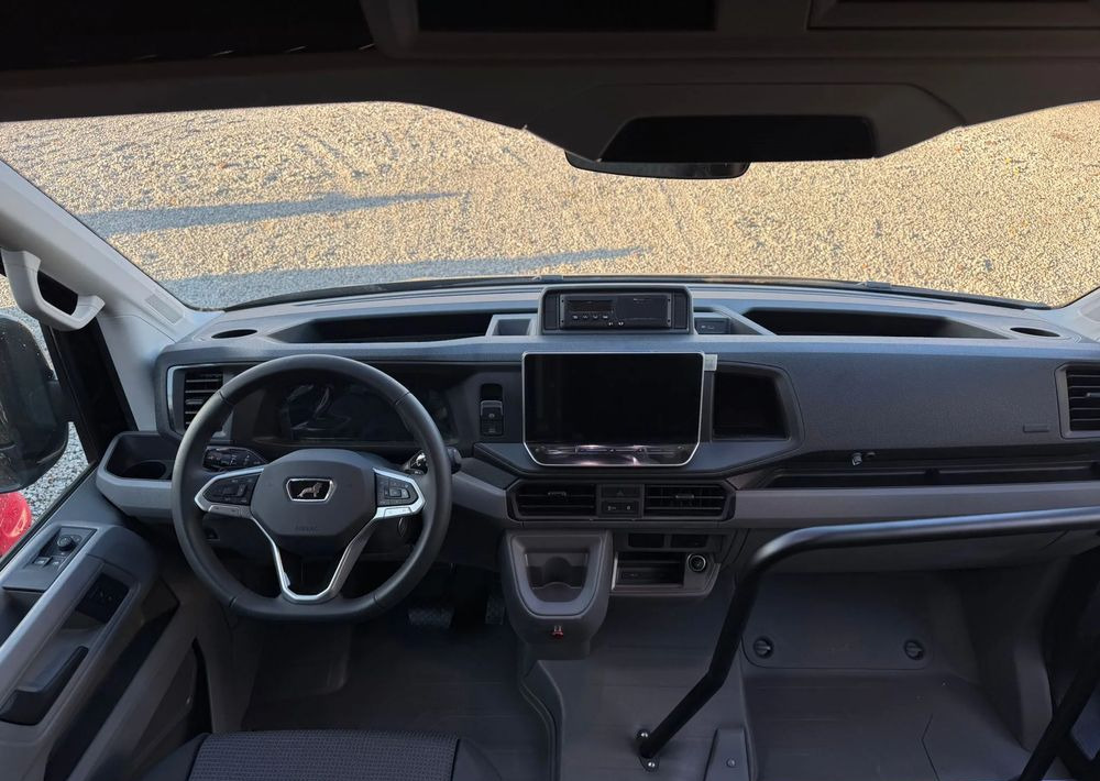 חָדָשׁ מיניבוס, כלי רכב מסחרי לנוסעים MAN TGE 5.160: תמונה 14