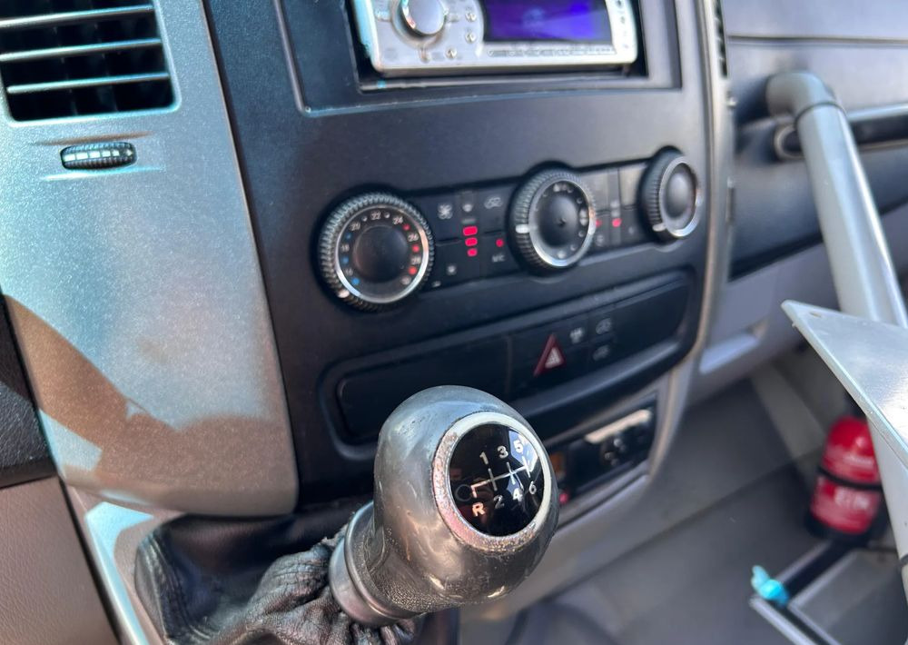 מיניבוס, כלי רכב מסחרי לנוסעים Mercedes-Benz Sprinter 516: תמונה 16