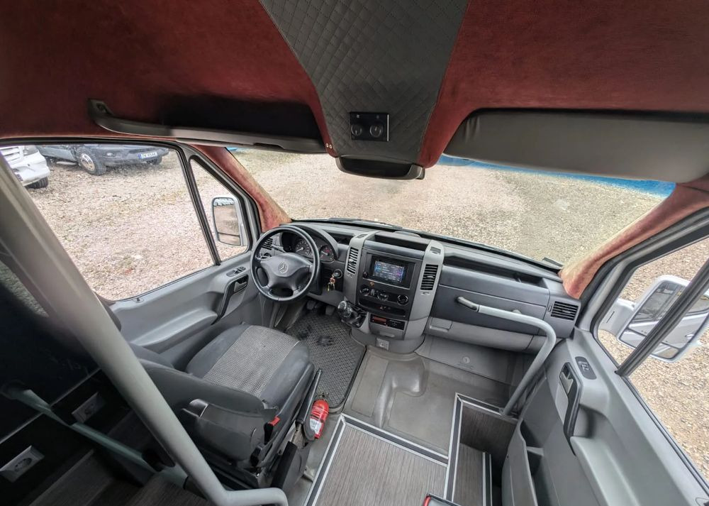 מיניבוס, כלי רכב מסחרי לנוסעים Mercedes-Benz Sprinter 516: תמונה 11
