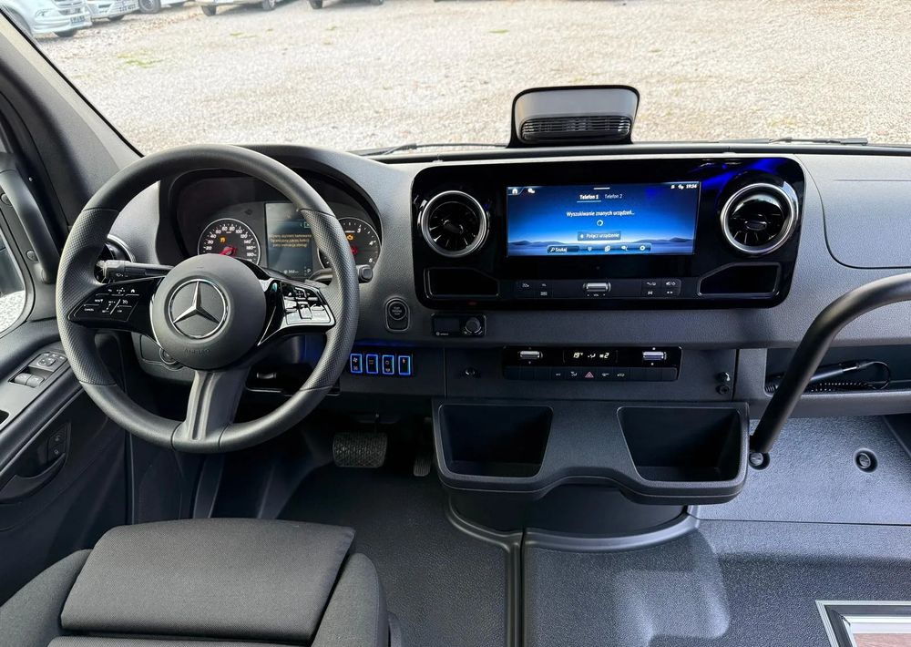 חָדָשׁ מיניבוס, כלי רכב מסחרי לנוסעים Mercedes-Benz Sprinter 519: תמונה 15