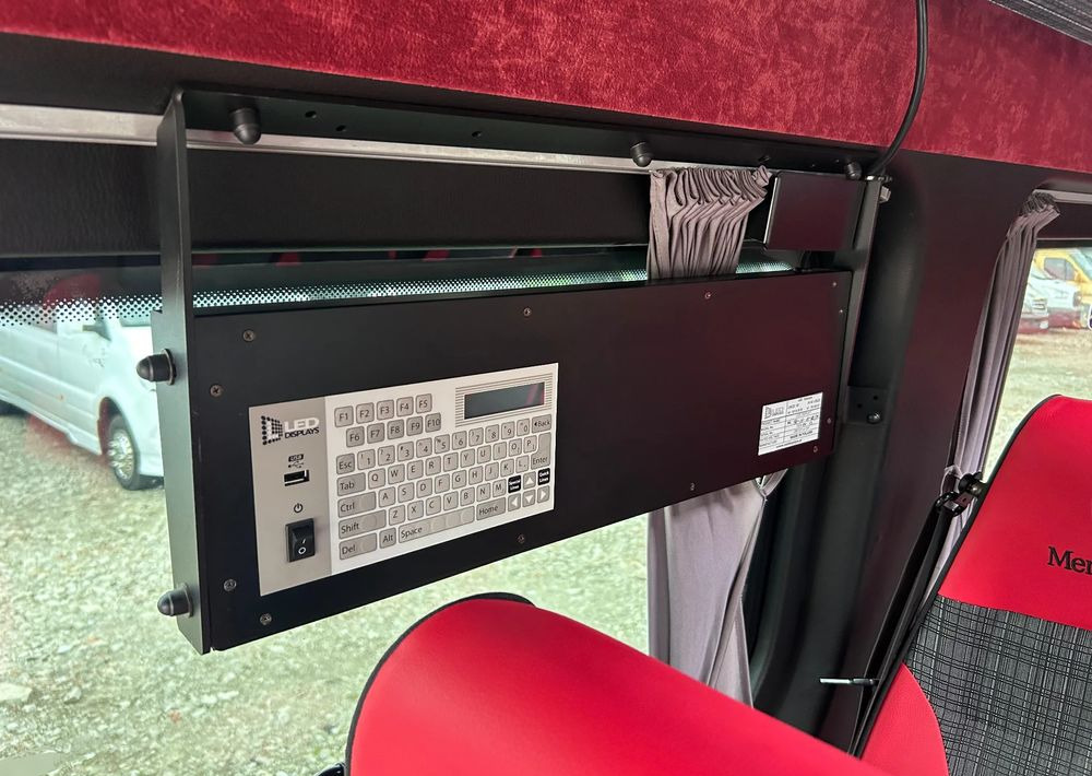 מיניבוס, כלי רכב מסחרי לנוסעים Mercedes-Benz Sprinter 519: תמונה 18