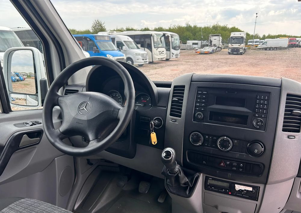 מיניבוס, כלי רכב מסחרי לנוסעים Mercedes-Benz Sprinter 519: תמונה 13